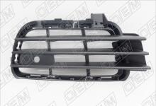 Решетка в бампер нижняя правая Volkswagen Touareg 2 (2010-2018)
